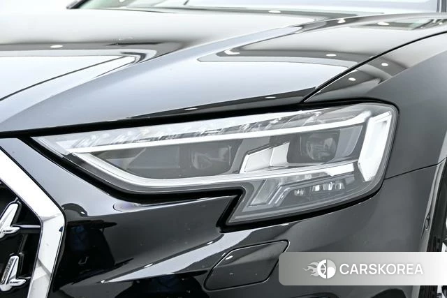 Audi A8 2024 Черный из Китая