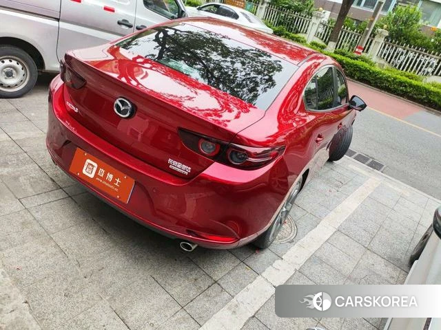 Mazda 3 Angkesaila 2021 Красный из Китая