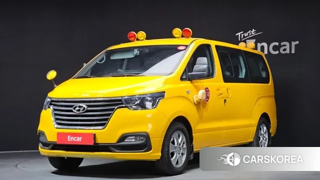 Hyundai The New Grand Starex 2019 Желтый из Кореи