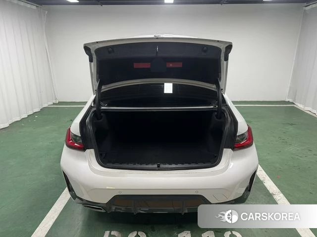 BMW 3 series 2024 Белый из Китая