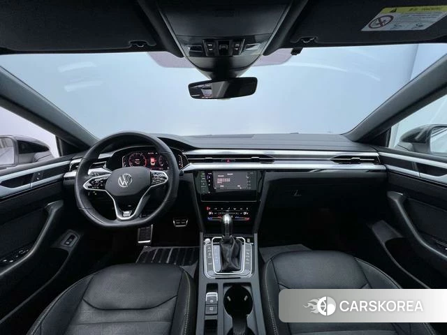 Volkswagen CC 2023 Белый из Китая