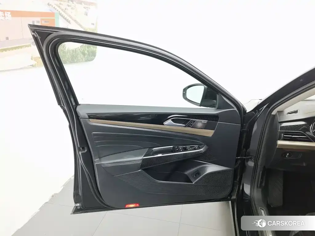 Volkswagen Passat 2020 Черный из Китая