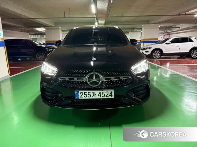 Mercedes-Benz GLA - Class H247 2025 Черный из Кореи