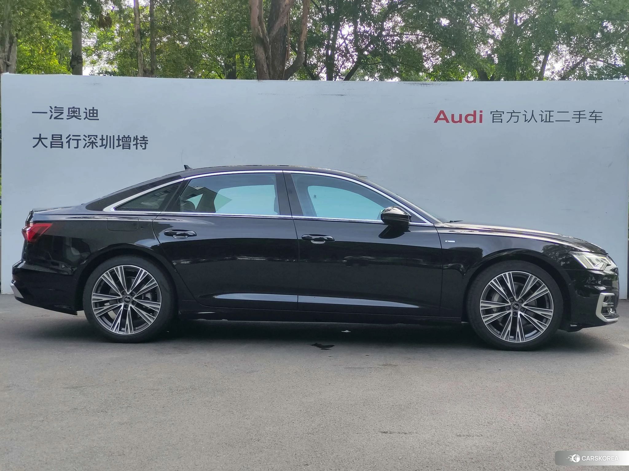 Audi A6L 2024 Черный из Китая