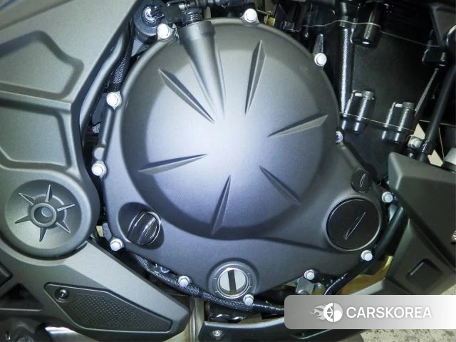 Engine photo