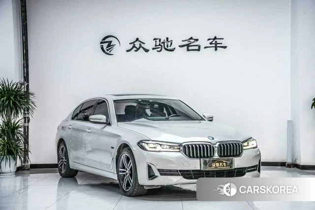 BMW 5 series PHEV 2022 Белый из Китая