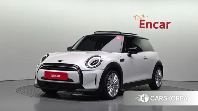 Mini Cooper 2023 Белый из Кореи