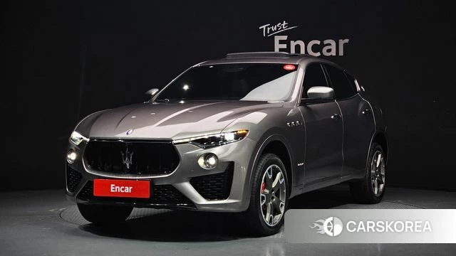 Maserati Levante 2020 Серебристо-серый из Кореи