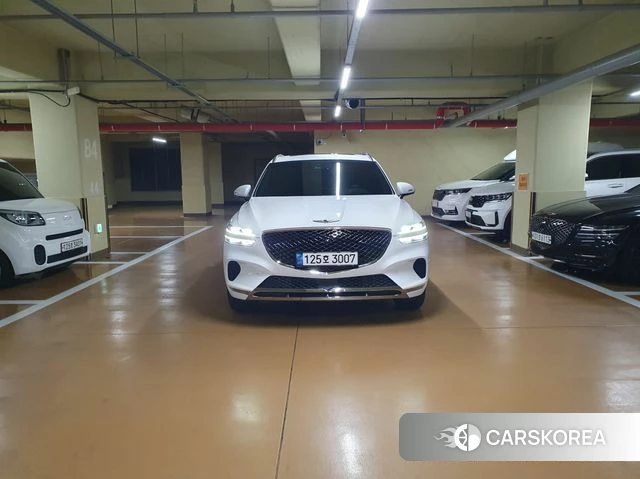 Genesis GV70 2021 Белый из Кореи