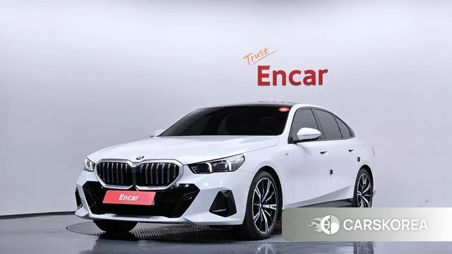 BMW 5 Series (G60) 2025 Белый из Кореи
