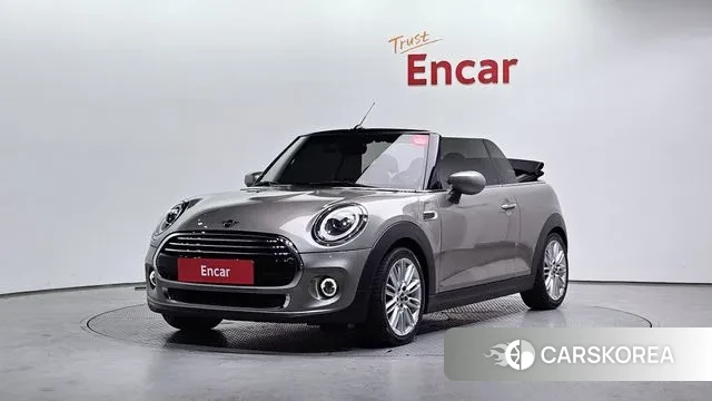 Mini Cooper Convertible 2020 Серебристо-серый из Кореи