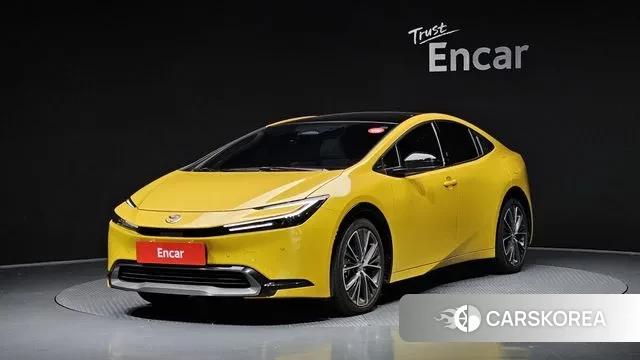 Toyota Prius 5th Generation 2024 Желтый из Кореи