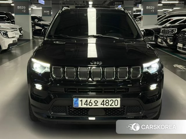 Jeep Compass 2nd Generation 2022 Черный из Кореи