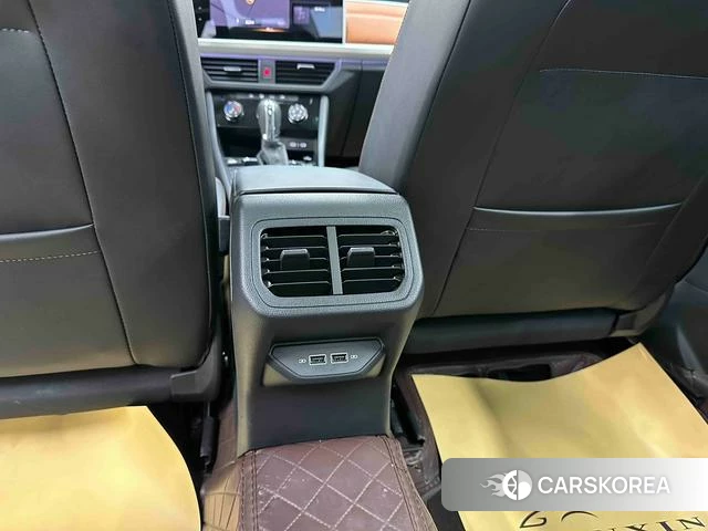 Volkswagen Bora 2024 Белый из Китая