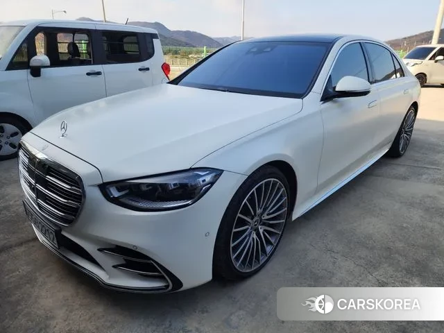 Mercedes-Benz S-Class W223 2023 Белый из Кореи
