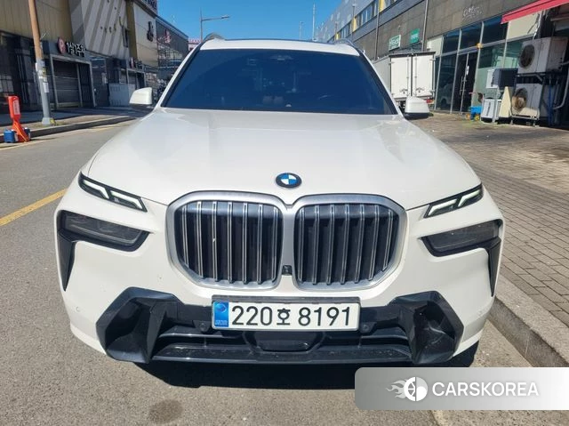 BMW X7 (G07) 2023 Белый из Кореи