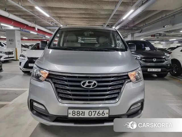 Hyundai The New Grand Starex 2019 Серебряный из Кореи
