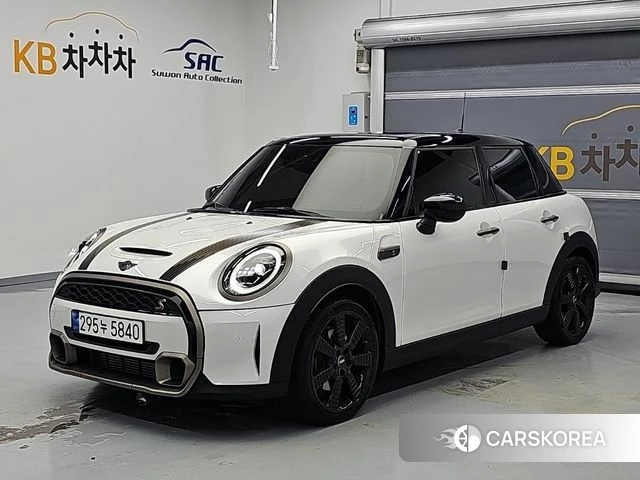 Mini Cooper S 2023 Белый из Кореи