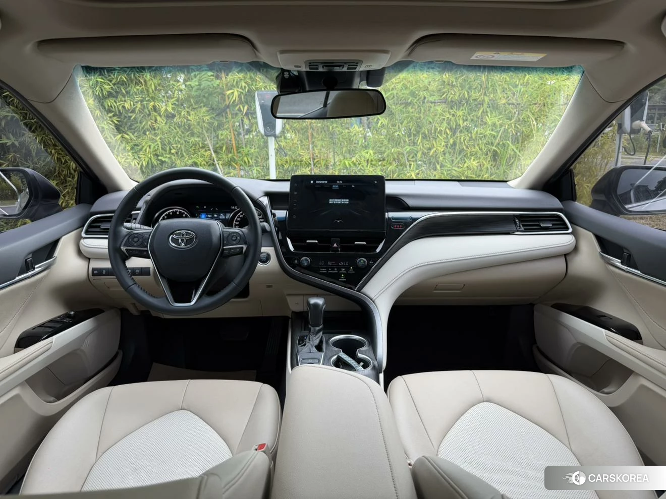 Toyota Camry 2021 Шампань из Китая