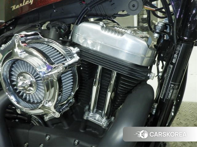 Engine photo