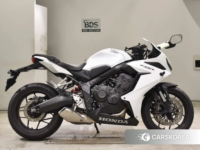 Проданный Honda CBR650R 2023 из Японии