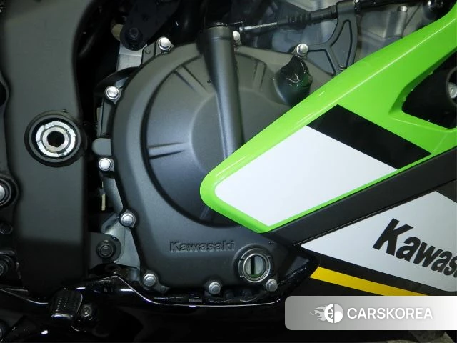 Engine photo