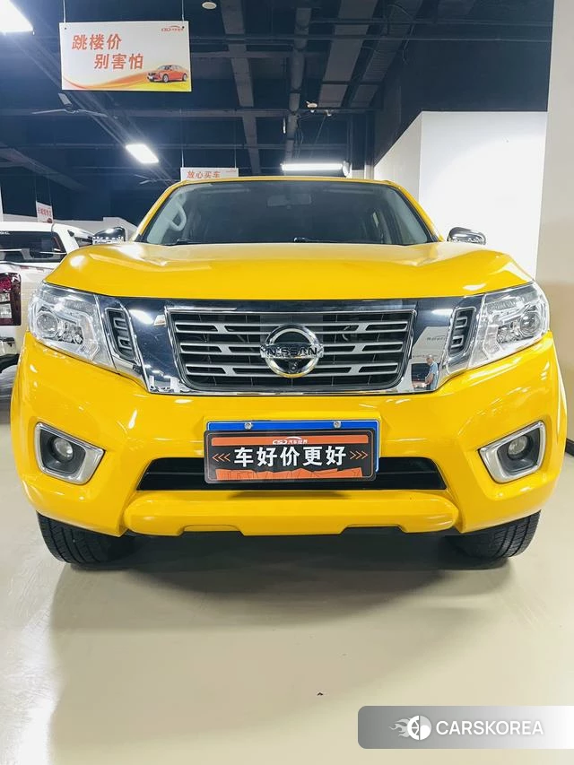 Nissan Navarra 2022 Желтый из Китая