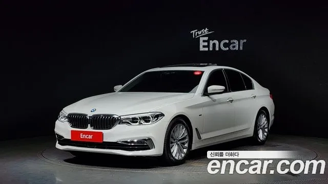 BMW 5 Series (G30) 2018 Белый из Кореи