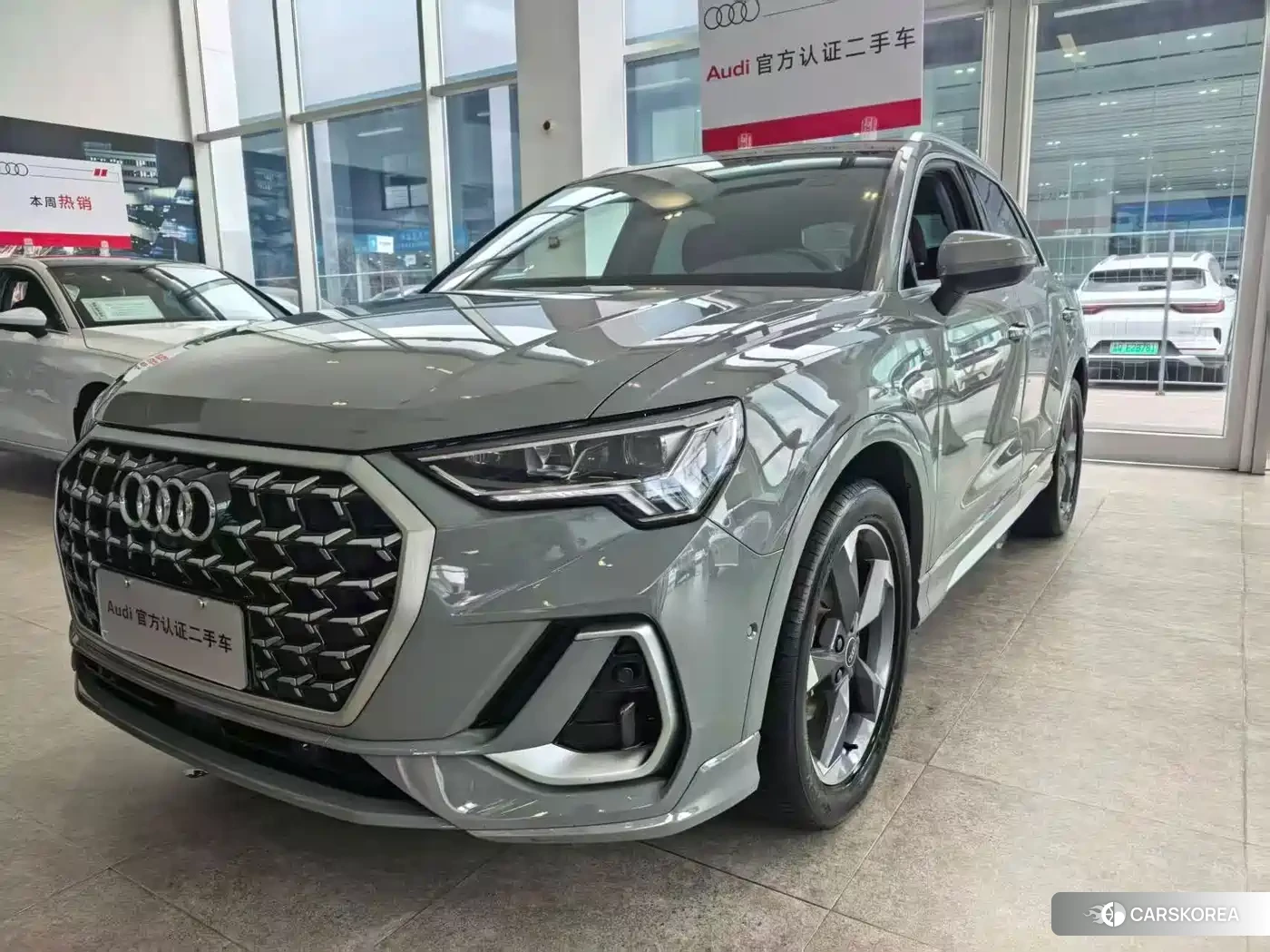 Audi Q3 2024 Silver/gray из Китая