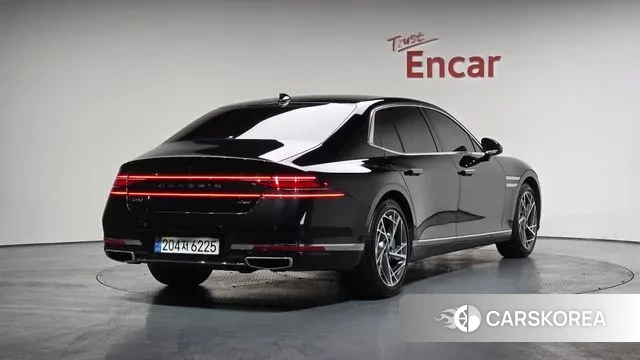 Genesis G90 (RS4) 2022 Черный из Кореи