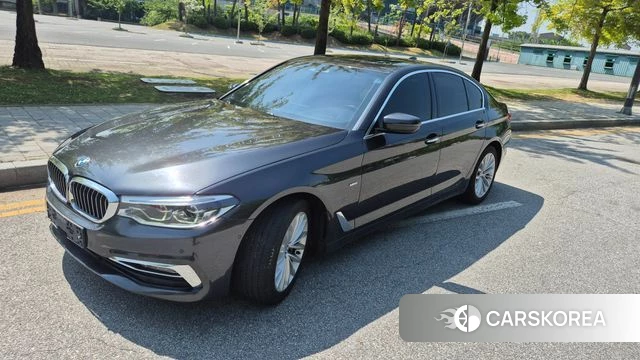 BMW 5 Series (G30) 2018 Серый из Кореи