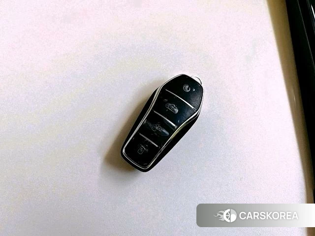 BYD Seal 06DM 2025 Белый из Китая