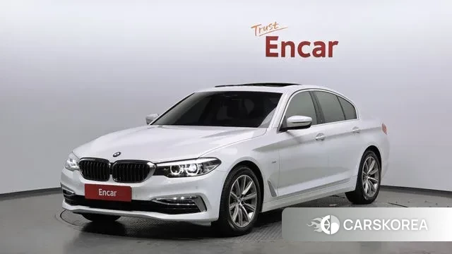 BMW 5 Series (G30) 2018 Белый из Кореи