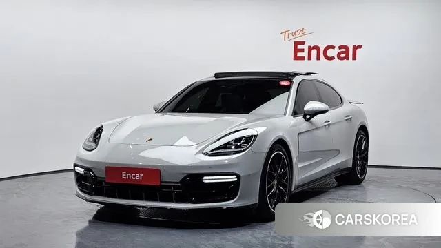 Porsche Panamera (971) 2018 Серебристо-серый из Кореи