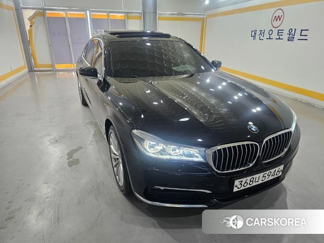 BMW 7 Series (G11) 2018 Черный из Кореи