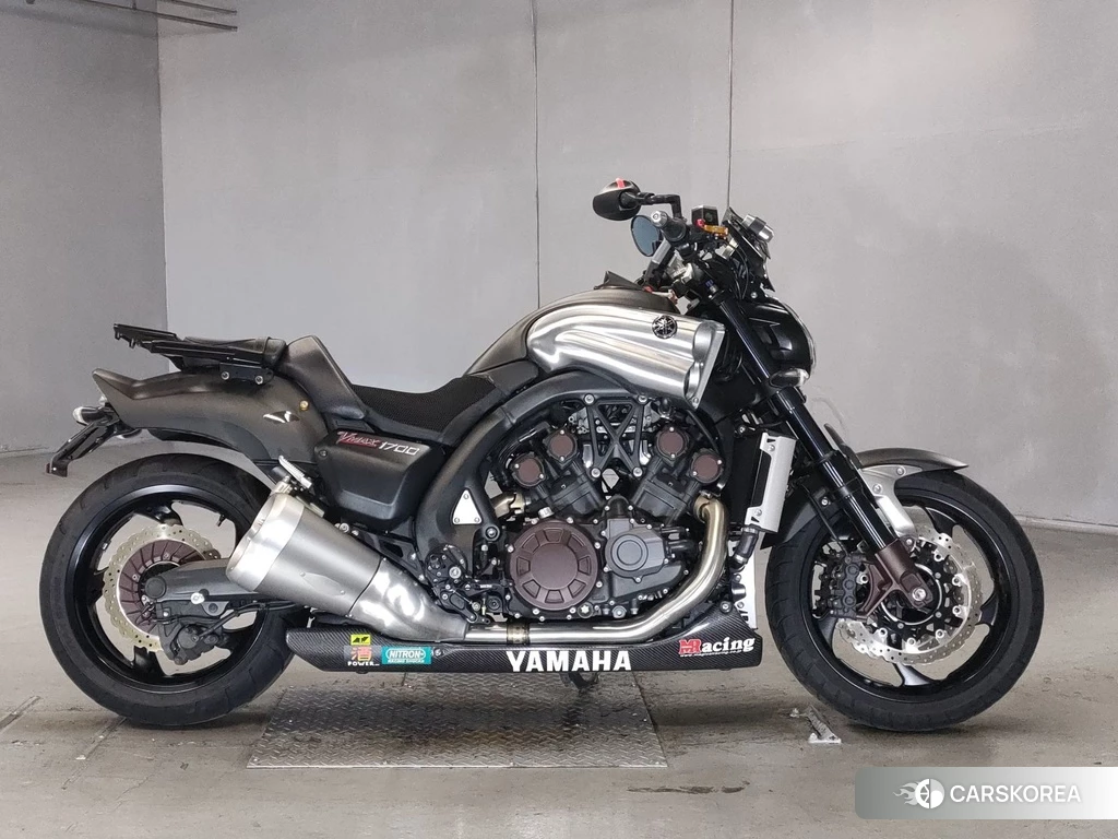 Проданный Yamaha V-MAX 2011 из Японии