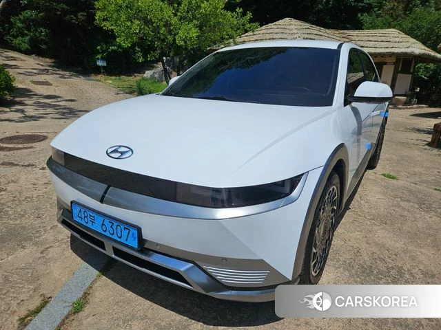 Hyundai Ionic 5 2022 Белый из Кореи