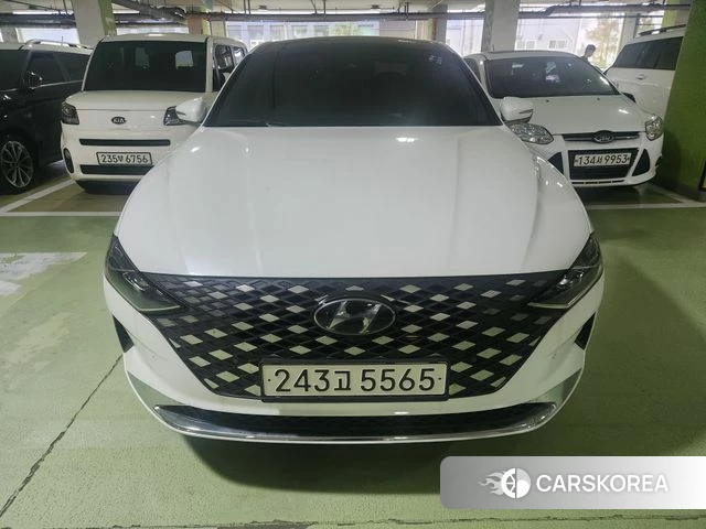 Hyundai The New Grandeur IG Hybrid 2022 Белый из Кореи