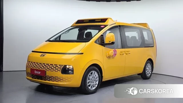 Hyundai Staria 2022 Желтый из Кореи