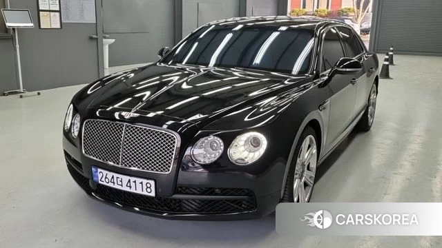 Bentley Flying Spur 2nd Generation 2018 Черный из Кореи