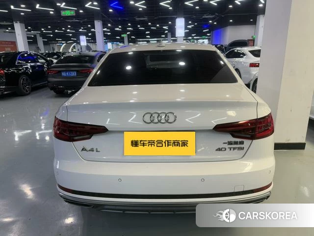 Audi A4L 2020 Белый из Китая