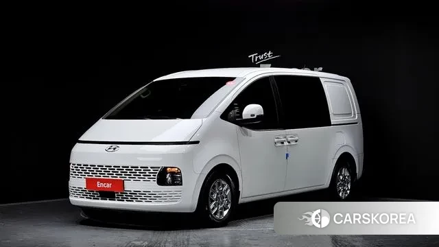 Hyundai Staria 2023 Белый из Кореи