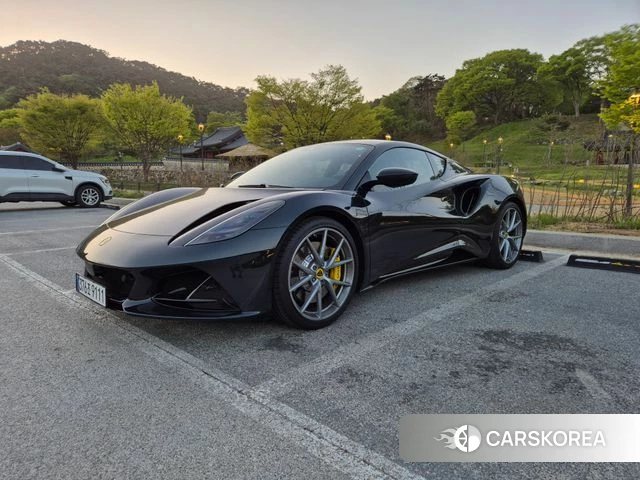 Lotus Emira 2024 Светло-зеленый из Кореи