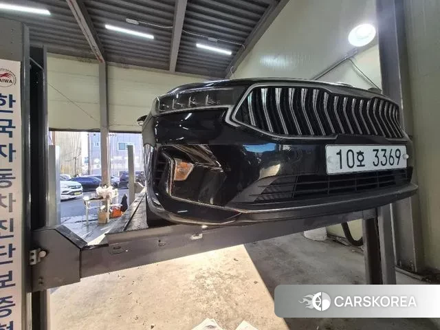 Kia K7 Premier 2019 Черный из Кореи