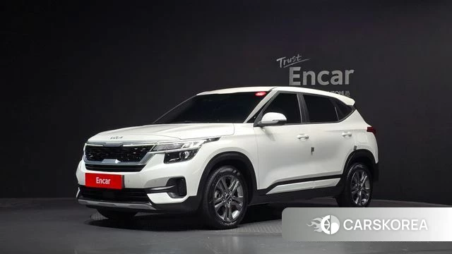 Kia Seltos 2022 Белый из Кореи