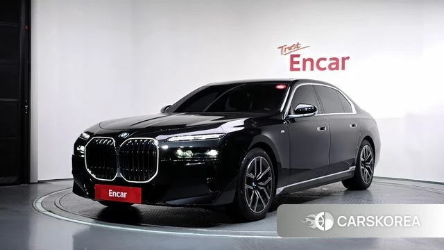 BMW 7 Series (G70) 2025 Черный из Кореи