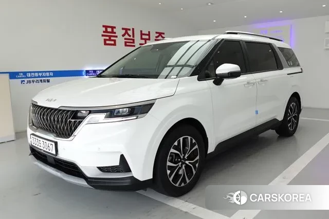 Kia Carnival 4th generation 2022 Белый из Кореи