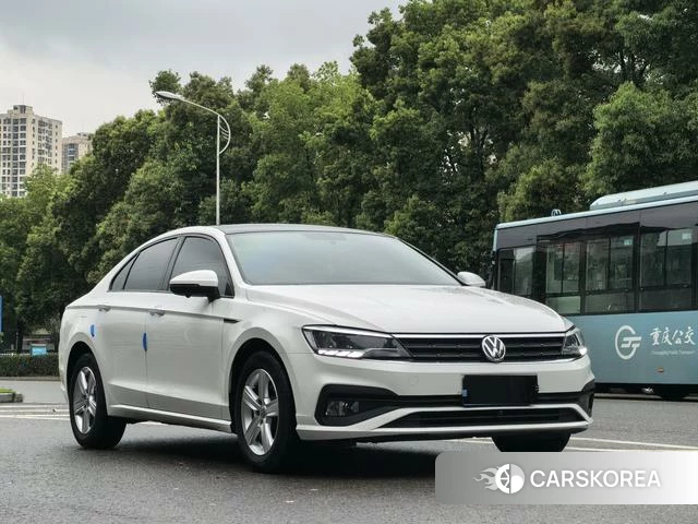 Volkswagen Lingdu 2021 Белый из Китая