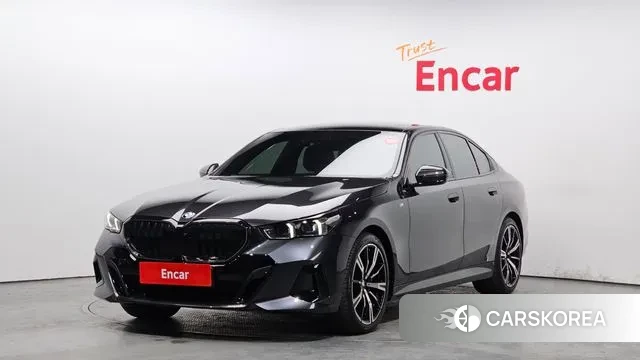 BMW 5 Series (G60) 2025 Серый из Кореи