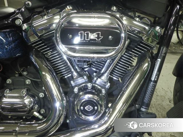 Engine photo